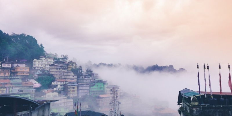 Gangtok, the Capital city of the Sikkim can also give you a Spectacular view of Mt. Kanchenjunga, at a Distant Skyline